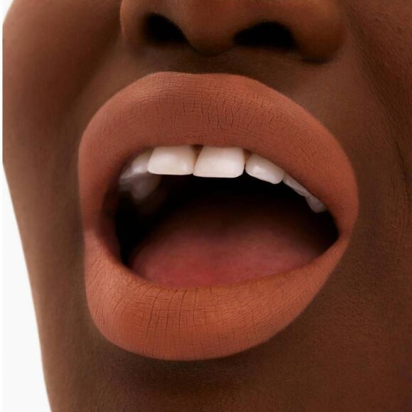 Mac Cosmetics Locked Kiss 24-HR Lipstick - Picture 6 of 7